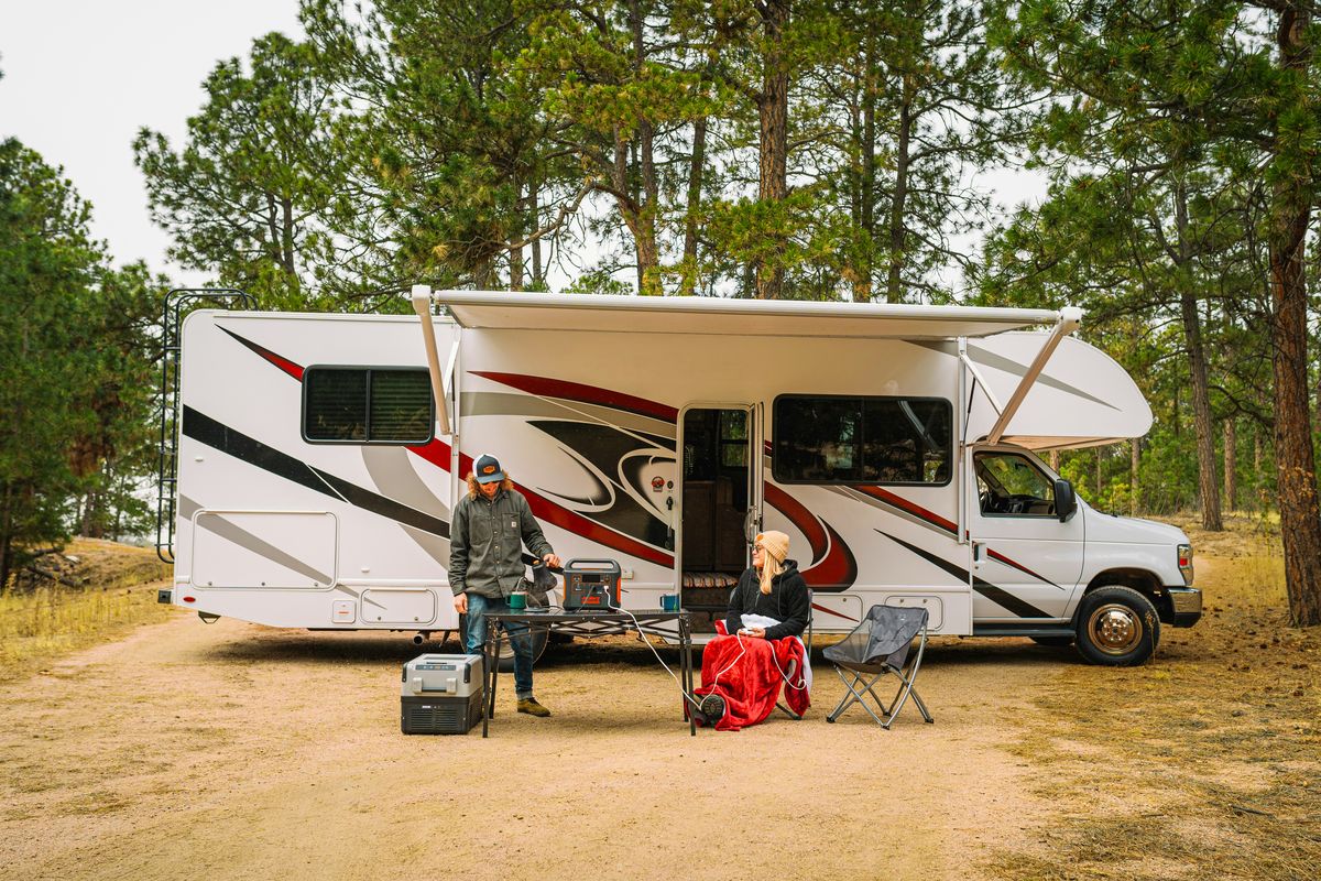 Portable solar generator set up at an RV campsite